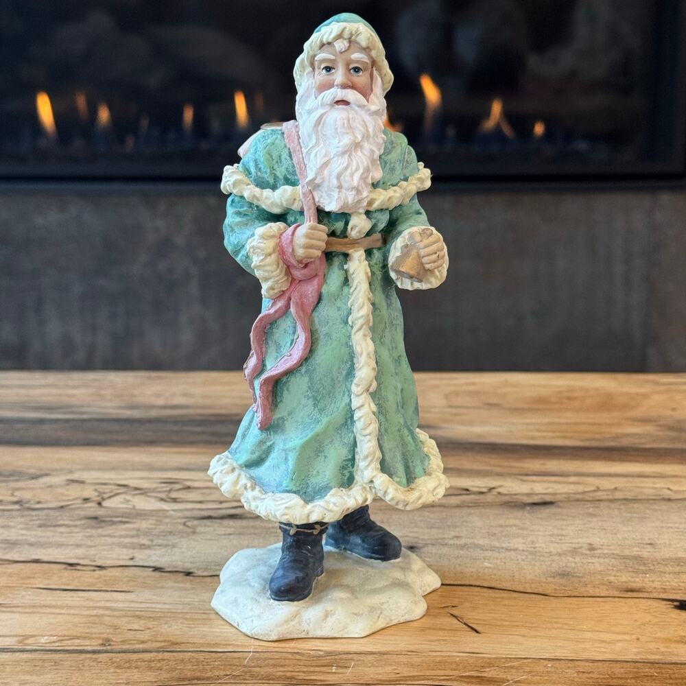 VTG House of Lloyd Christmas Around The World Father Christmas Candle Holder